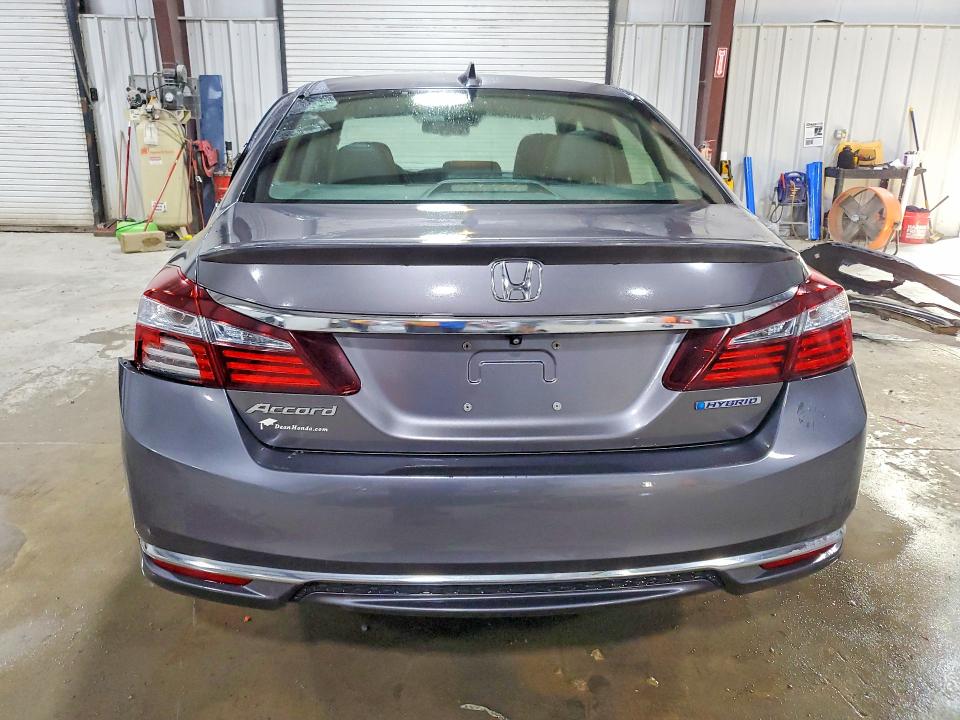 Продаж на аукціоні авто 2017 Honda Accord, vin: JHMCR6F51HC011509, номер лоту: 68787996