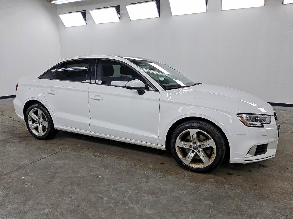 Aukcja sprzedaży 2018 Audi A3, vin: WAUB8GFF3J1000900, numer aukcji: 63571486