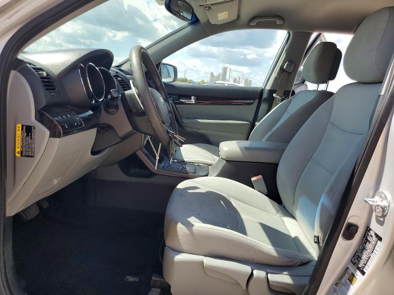 2013 Kia Sorento მანქანა იყიდება აუქციონზე, vin: 5XYKTDA24DG343806, აუქციონის ნომერი: 68300806