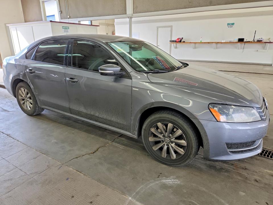 2014 Volkswagen Passat მანქანა იყიდება აუქციონზე, vin: 1VWAP7A35EC002458, აუქციონის ნომერი: 68621876