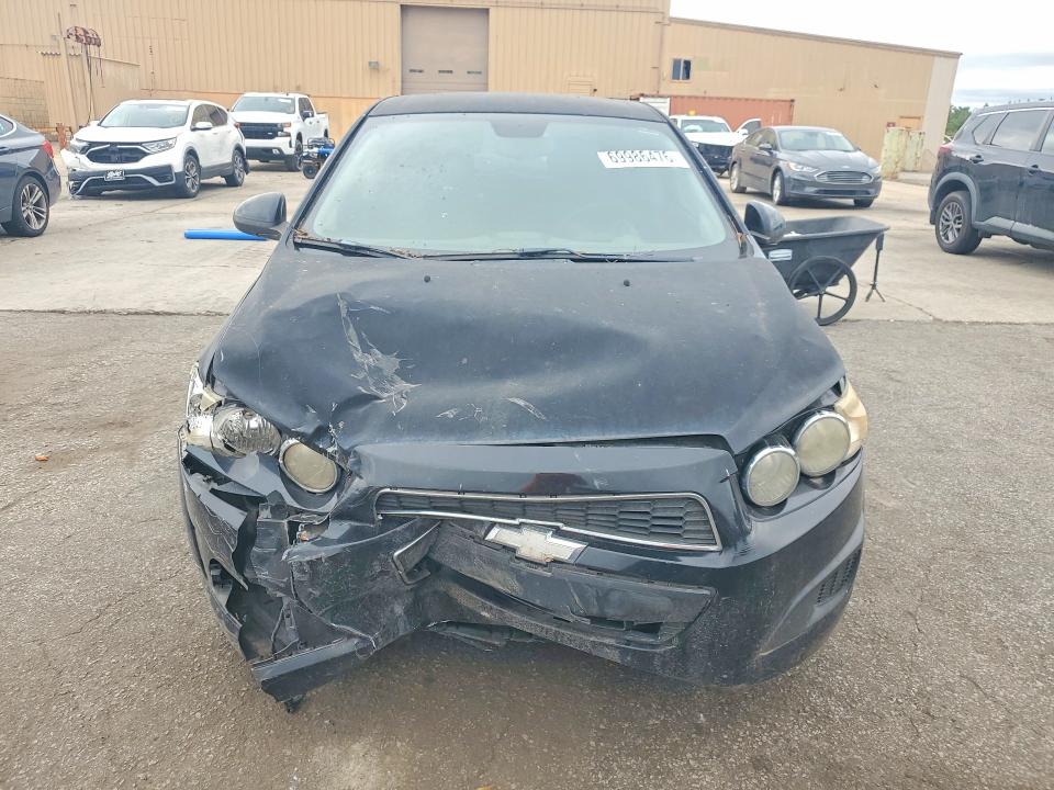 69986476 :رقم المزاد ، 1G1JC6SH0C4103586 vin ، 2012 Chevrolet Sonic مزاد بيع