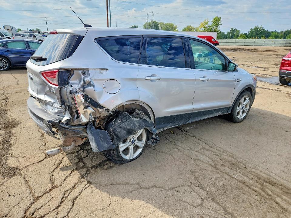 2013 Ford Escape მანქანა იყიდება აუქციონზე, vin: 1FMCU0G98DUC21832, აუქციონის ნომერი: 67455996