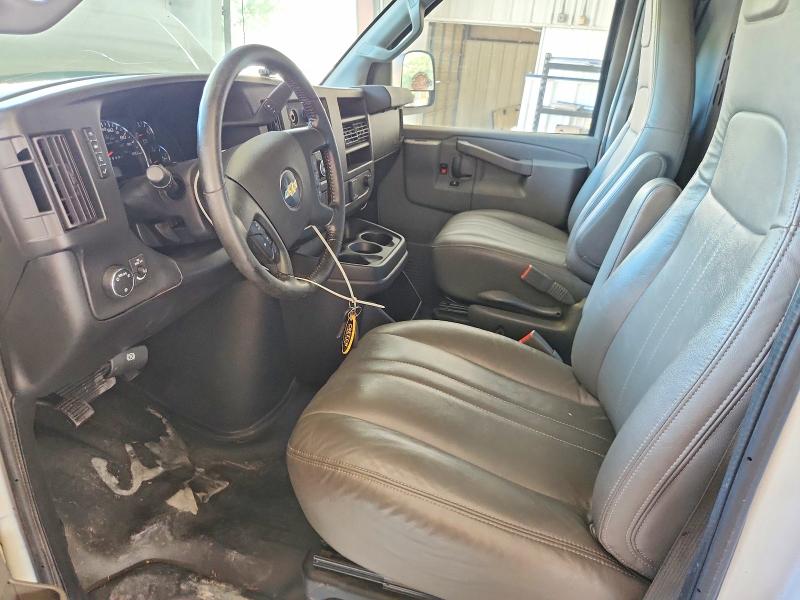 69599756 :رقم المزاد ، 1GCWGAFP0M1163022 vin ، 2021 Chevrolet Express G2500 مزاد بيع