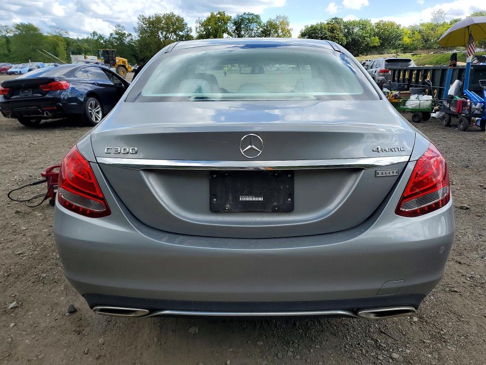 70056586 :رقم المزاد ، 55SWF4KBXFU035751 vin ، 2015 Mercedes-benz C مزاد بيع