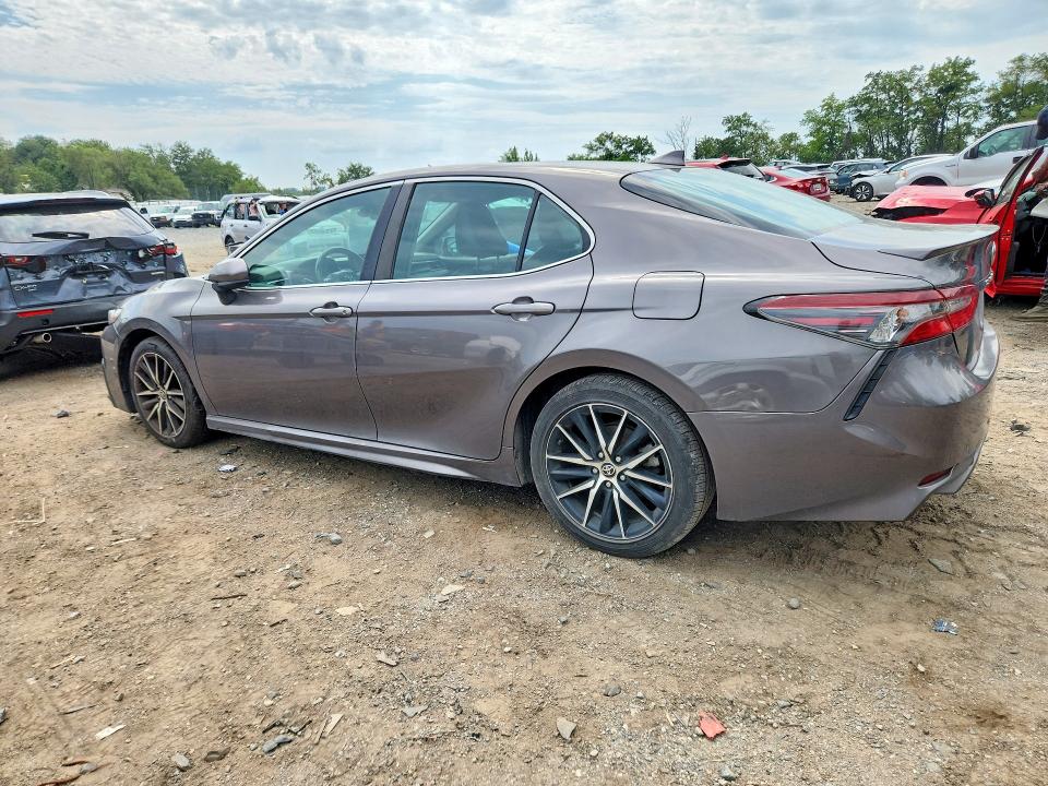2021 Toyota Camry მანქანა იყიდება აუქციონზე, vin: 4T1G11AK8MU576334, აუქციონის ნომერი: 67563316