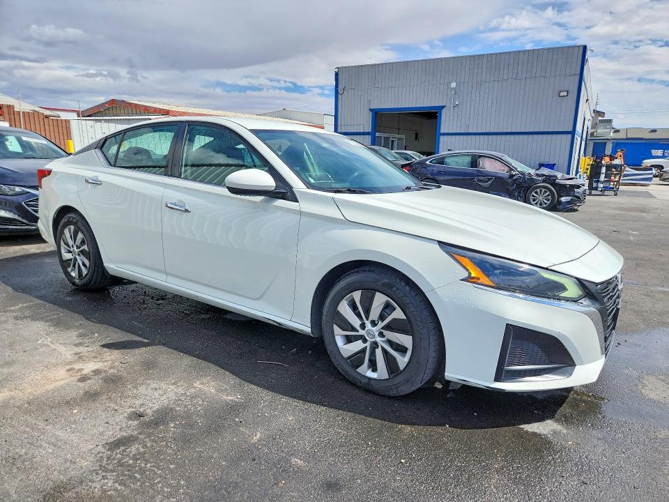 2023 Nissan Altima მანქანა იყიდება აუქციონზე, vin: 1N4BL4BV4PN314544, აუქციონის ნომერი: 69948116