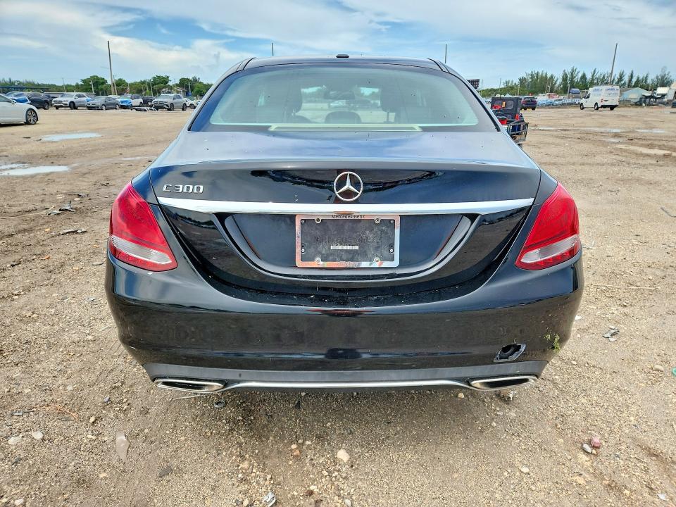 68594186 :رقم المزاد ، 55SWF4JB3GU122314 vin ، 2016 Mercedes-benz C مزاد بيع