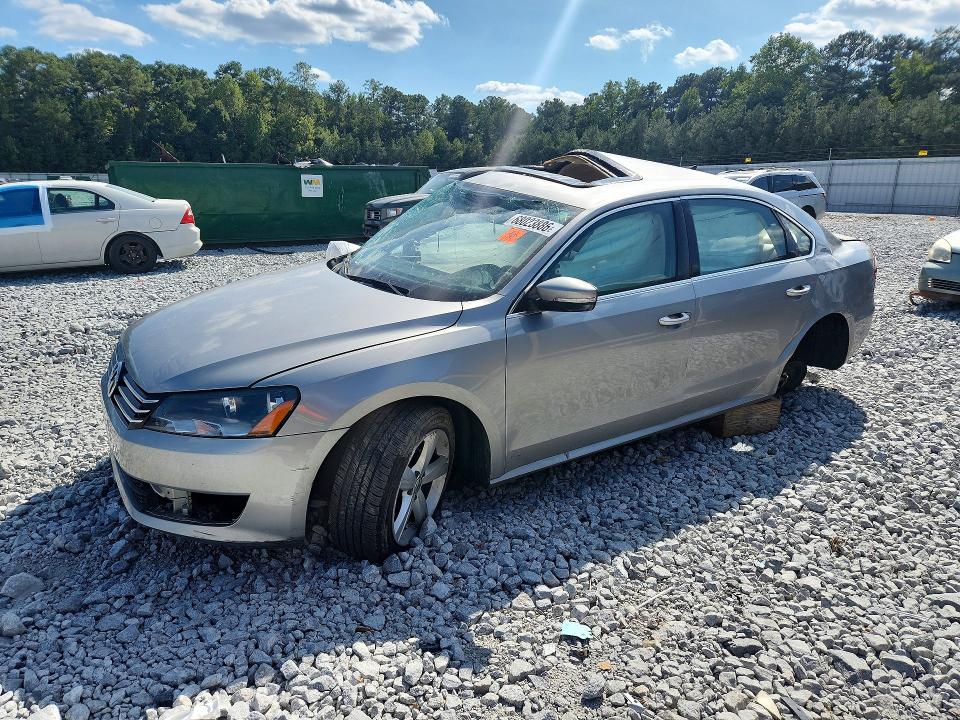 2013 Volkswagen Passat მანქანა იყიდება აუქციონზე, vin: 1VWBP7A39DC141138, აუქციონის ნომერი: 68023886