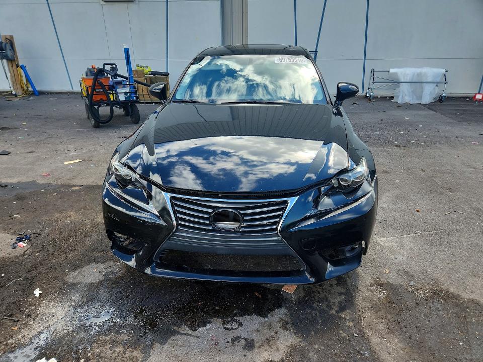 2015 Lexus Is მანქანა იყიდება აუქციონზე, vin: JTHCE1D23F5007504, აუქციონის ნომერი: 69753516