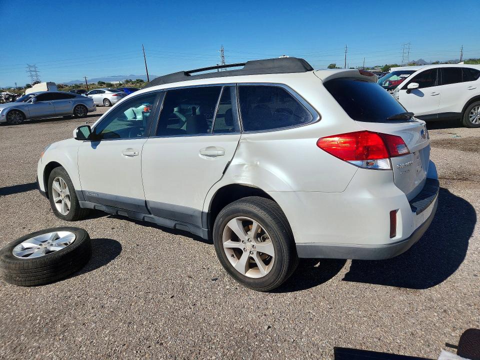 2013 Subaru Outback მანქანა იყიდება აუქციონზე, vin: 4S4BRBGC0D3304746, აუქციონის ნომერი: 69364126