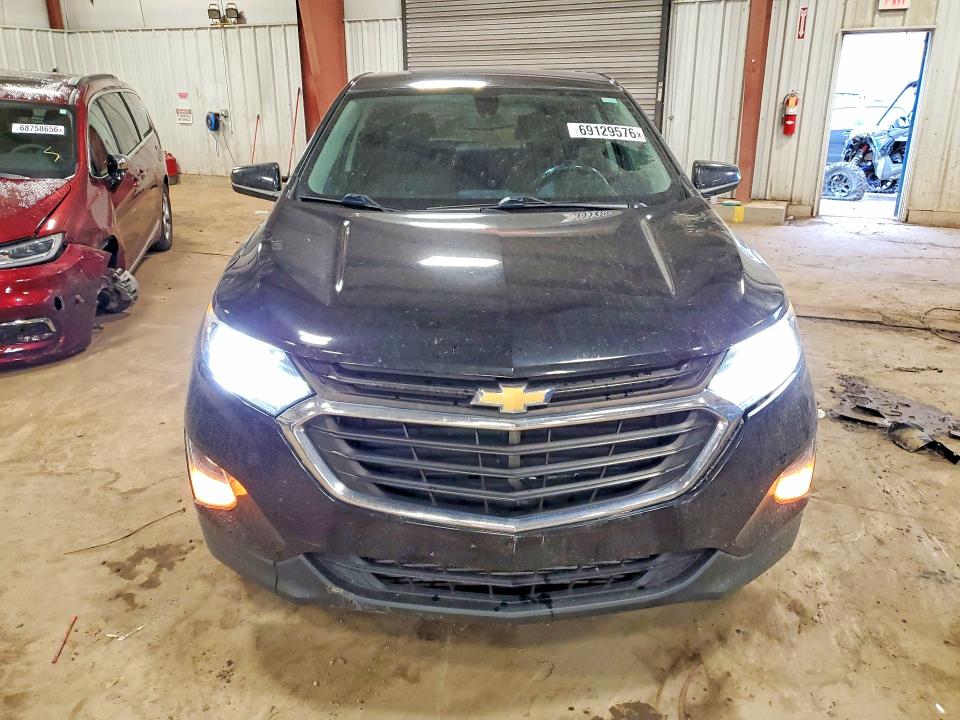 Продажа на аукционе авто 2018 Chevrolet Equinox, vin: 2GNAXJEV1J6120755, номер лота: 69129576