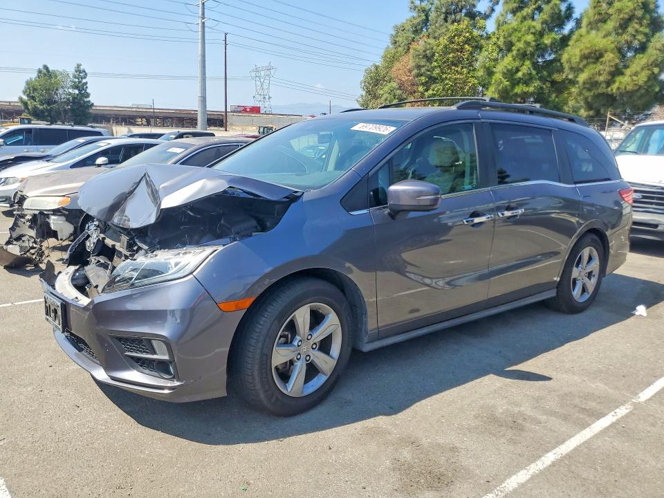 69709926 :رقم المزاد ، 5FNRL6H74KB033252 vin ، 2019 Honda Odyssey مزاد بيع
