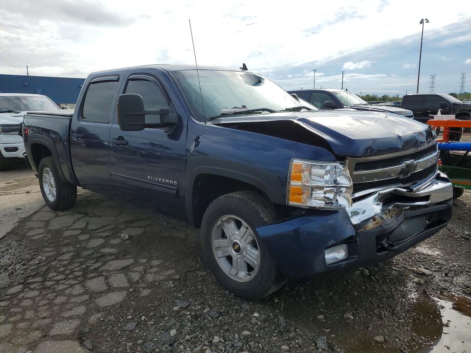 2011 Chevrolet Silverado მანქანა იყიდება აუქციონზე, vin: 3GCPKSE30BG242860, აუქციონის ნომერი: 69333996
