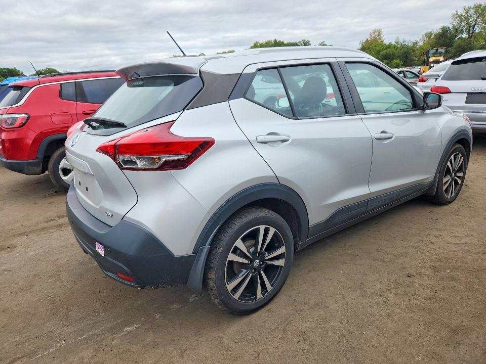 Продажа на аукционе авто 2018 Nissan Kicks, vin: 3N1CP5CU1JL537763, номер лота: 70660286