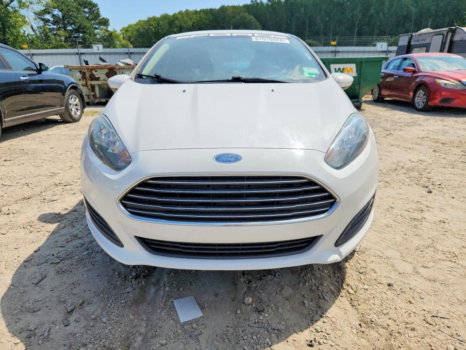 67076926 :رقم المزاد ، 3FADP4BJXKM101059 vin ، 2019 Ford Fiesta مزاد بيع