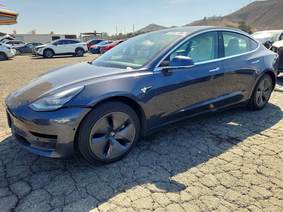 2019 Tesla Model 3 მანქანა იყიდება აუქციონზე, vin: 5YJ3E1EBXKF450418, აუქციონის ნომერი: 70351126