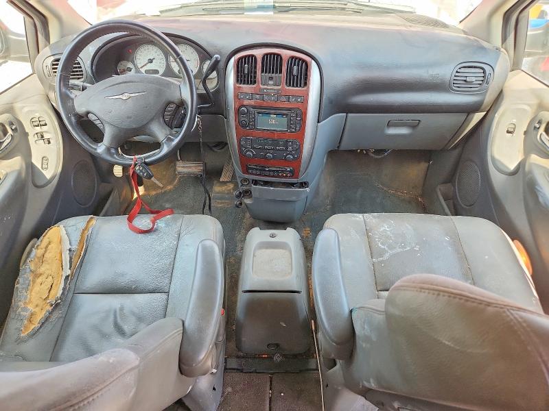 67682166 :رقم المزاد ، 2A8GP64L36R628840 vin ، 2006 Chrysler Town & Country مزاد بيع