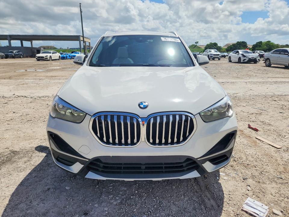 2021 Bmw X1 მანქანა იყიდება აუქციონზე, vin: WBXJG7C00M5T23402, აუქციონის ნომერი: 70324786