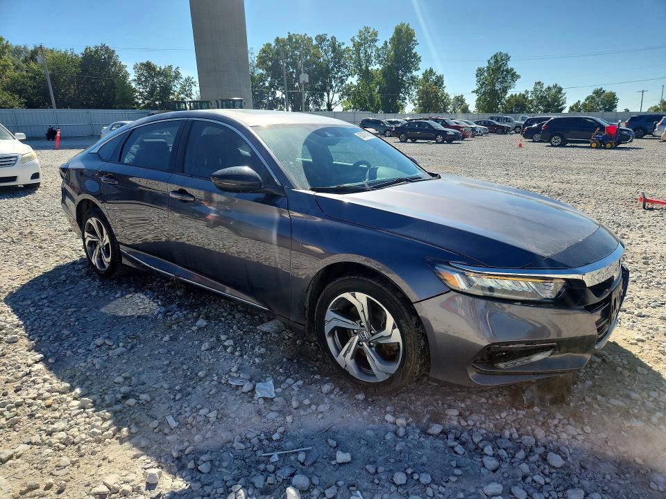 2018 Honda Accord მანქანა იყიდება აუქციონზე, vin: 1HGCV2F54JA009889, აუქციონის ნომერი: 67471466
