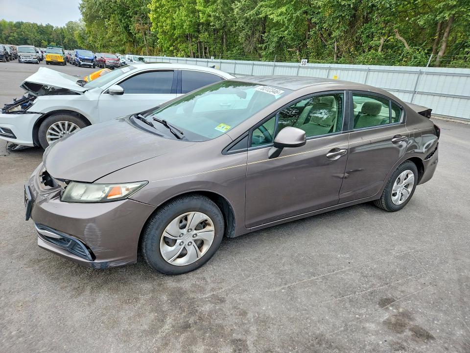 Продажа на аукционе авто 2013 Honda Civic, vin: 2HGFB2F57DH572205, номер лота: 70312346