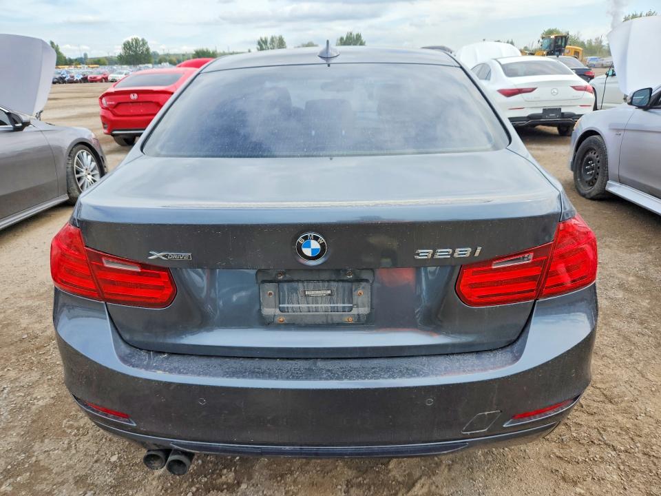 2013 Bmw 328 მანქანა იყიდება აუქციონზე, vin: WBA3B3C56DJ811282, აუქციონის ნომერი: 68248196