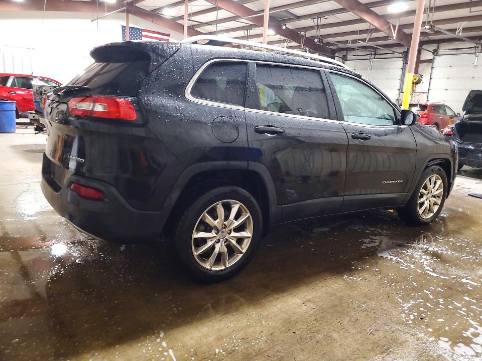 70142156 :رقم المزاد ، 1C4PJMDS0GW332302 vin ، 2016 Jeep Cherokee مزاد بيع