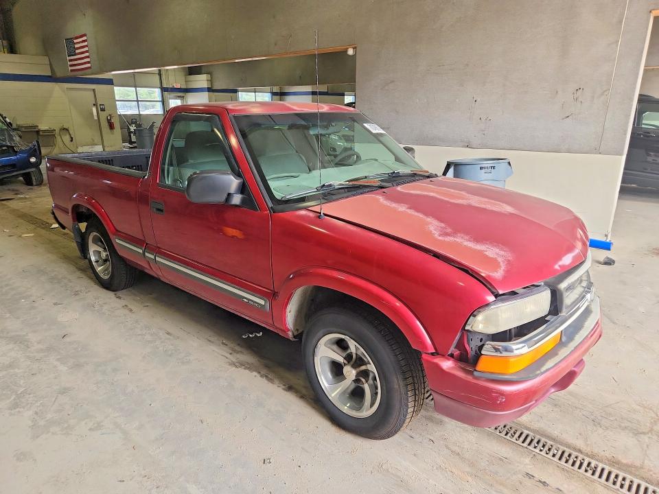 70786796 :رقم المزاد ، 1GCCS14531K154856 vin ، 2001 Chevrolet S Truck مزاد بيع