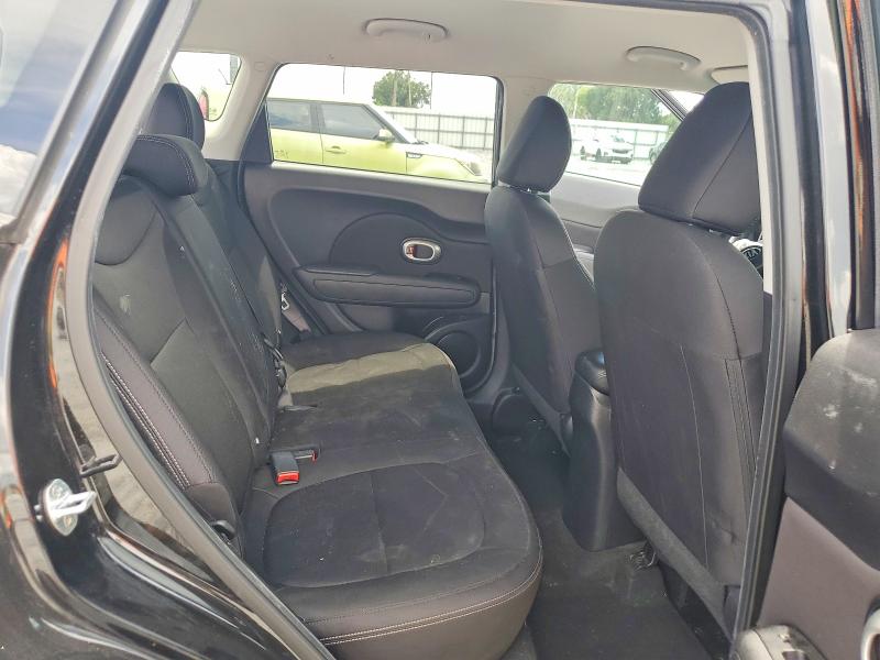 68149706 :رقم المزاد ، KNDJN2A26F7812615 vin ، 2015 Kia Soul مزاد بيع