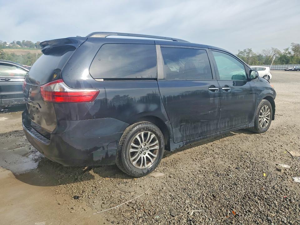 Продажа на аукционе авто 2020 Toyota Sienna, vin: 5TDYZ3DC5LS054233, номер лота: 70868736