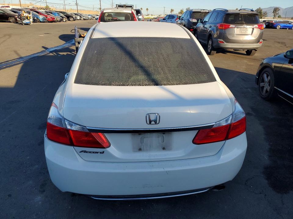 Продажа на аукционе авто 2015 Honda Accord, vin: 1HGCR2F38FA119421, номер лота: 70846116