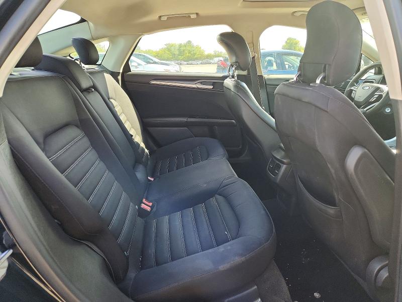 70319136 :رقم المزاد ، 3FA6P0HD2ER388083 vin ، 2014 Ford Fusion مزاد بيع