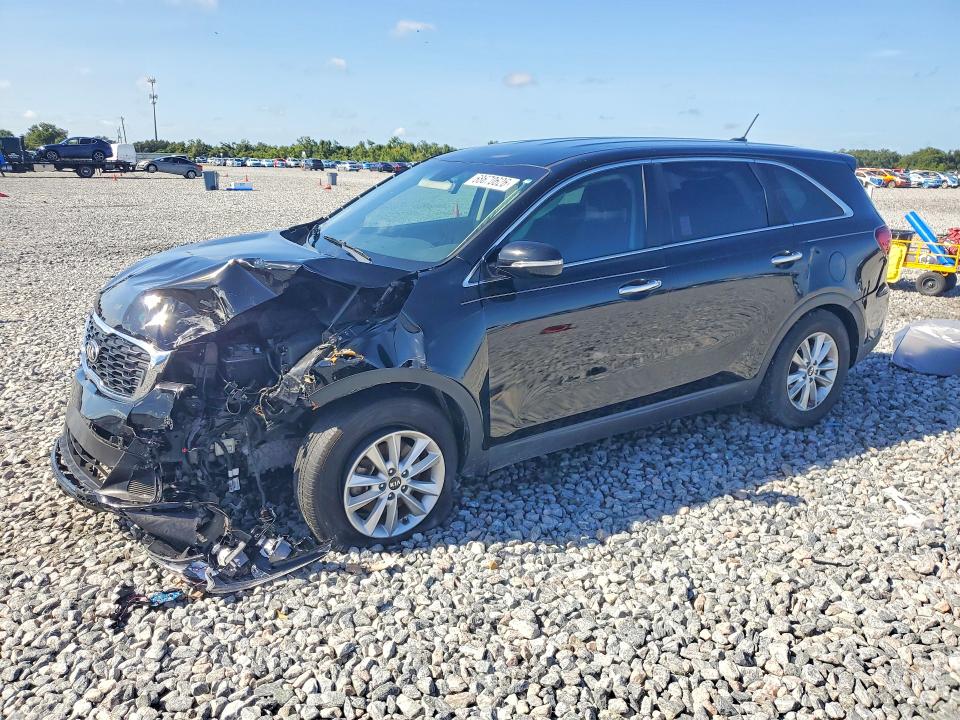 68670626 :رقم المزاد ، 5XYPG4A37KG577681 vin ، 2019 Kia Sorento مزاد بيع