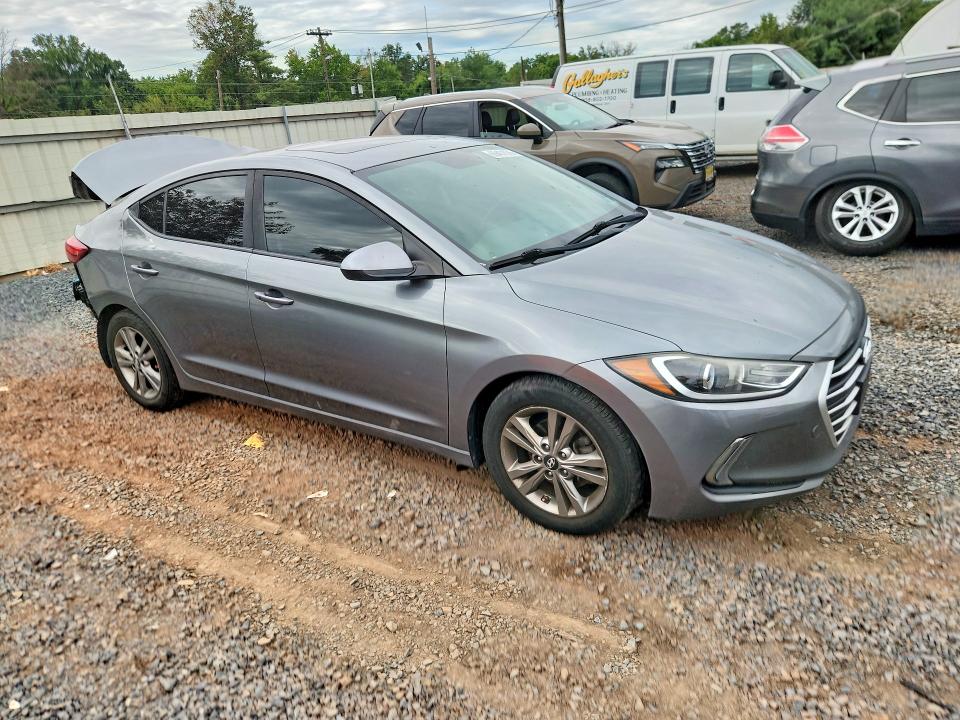 69401076 :رقم المزاد ، KMHD84LF2JU556558 vin ، 2018 Hyundai Elantra مزاد بيع