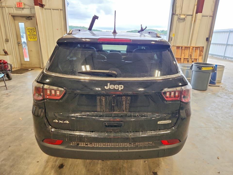 Продаж на аукціоні авто 2022 Jeep Compass, vin: 3C4NJDBB8NT217413, номер лоту: 67685916