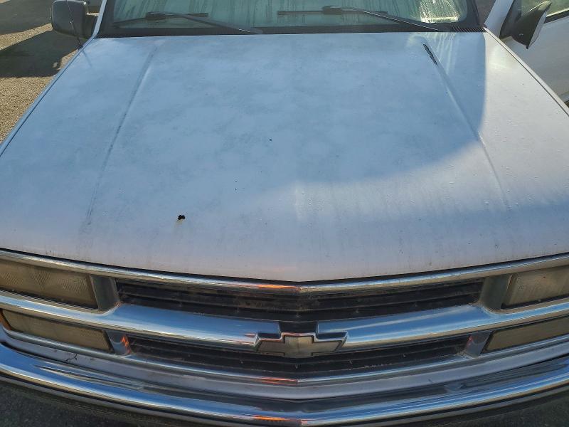 Продаж на аукціоні авто 1999 Chevrolet Suburban, vin: 3GNFK16R8XG109285, номер лоту: 70340206