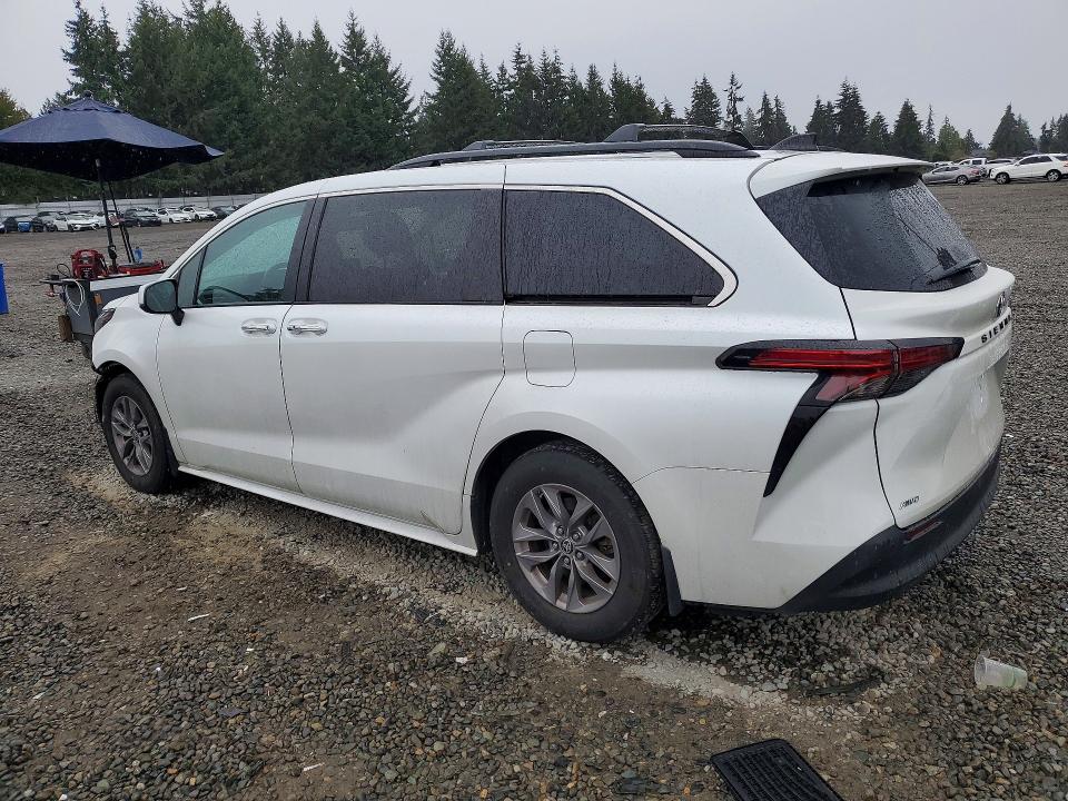 66958376 :رقم المزاد ، 5TDJSKFC5NS067516 vin ، 2022 Toyota Sienna مزاد بيع