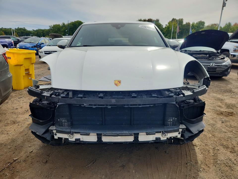 2019 Porsche Cayenne მანქანა იყიდება აუქციონზე, vin: WP1AA2AY2KDA06054, აუქციონის ნომერი: 69697656