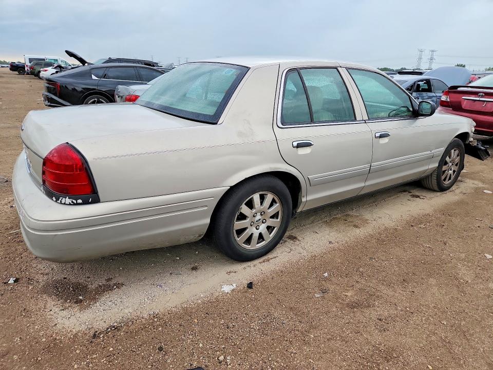 Продажа на аукционе авто 2008 Ford Crown Victoria, vin: 2FAFP74V88X119597, номер лота: 68811266