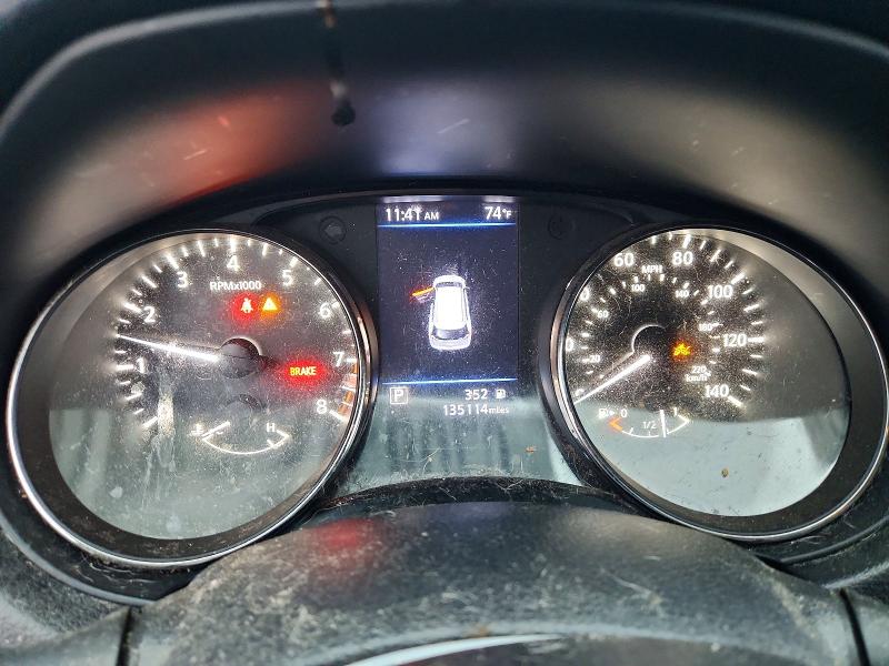 Продаж на аукціоні авто 2018 Nissan Rogue, vin: KNMAT2MV1JP597648, номер лоту: 67081026