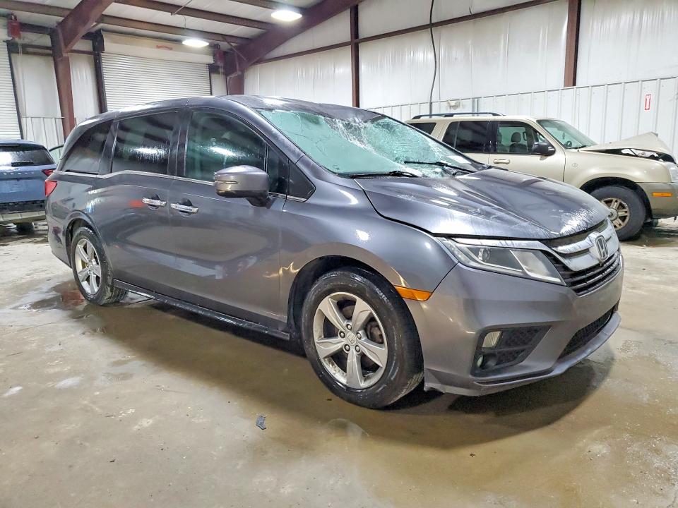 Продажа на аукционе авто 2018 Honda Odyssey, vin: 5FNRL6H58JB063853, номер лота: 69915946