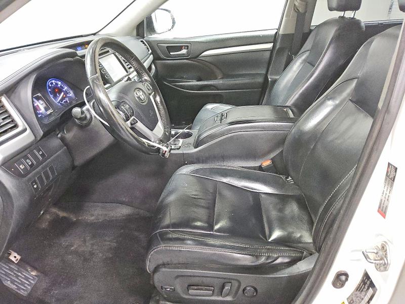 Продажа на аукционе авто 2017 Toyota Highlander, vin: 5TDJZRFH2HS473709, номер лота: 70867606