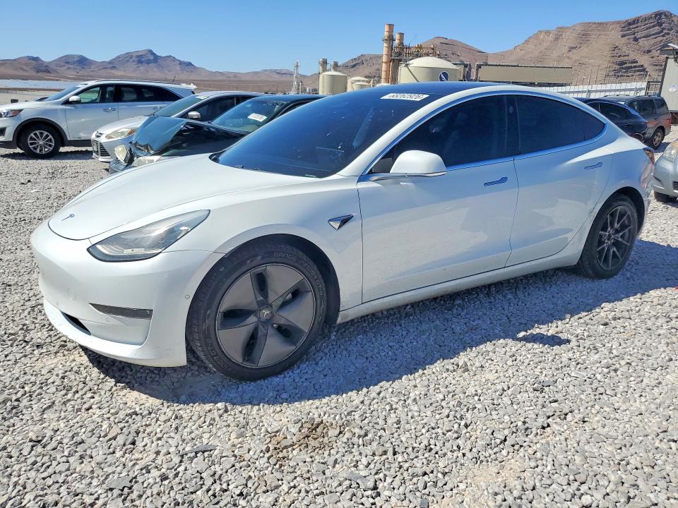 2018 Tesla Model 3 მანქანა იყიდება აუქციონზე, vin: 5YJ3E1EA4JF044298, აუქციონის ნომერი: 68262926