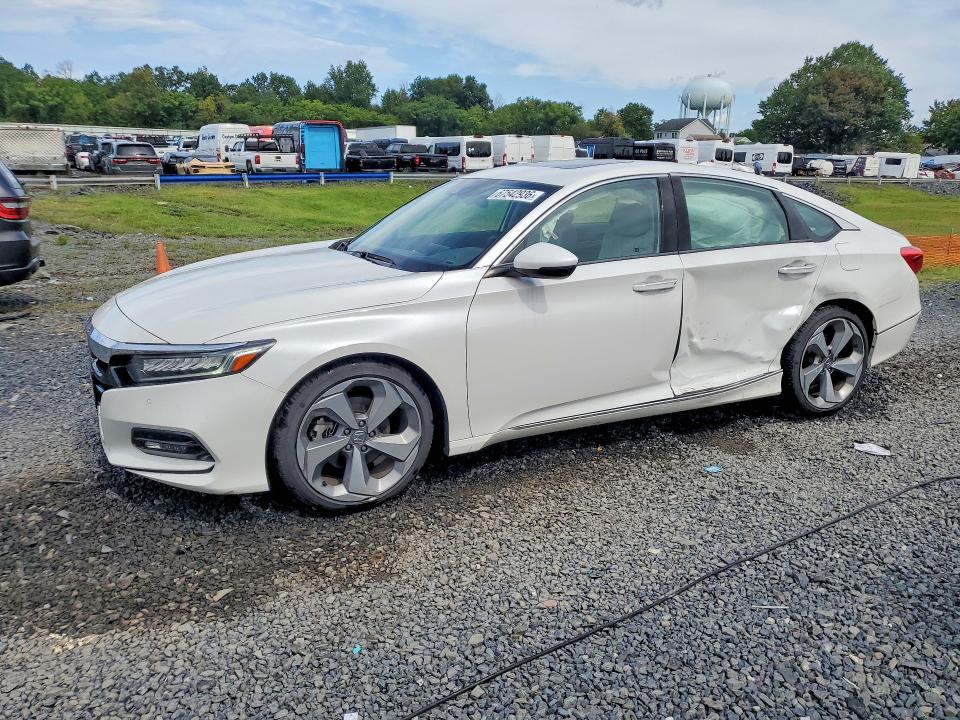 Продаж на аукціоні авто 2018 Honda Accord, vin: 1HGCV1F94JA034322, номер лоту: 67542936