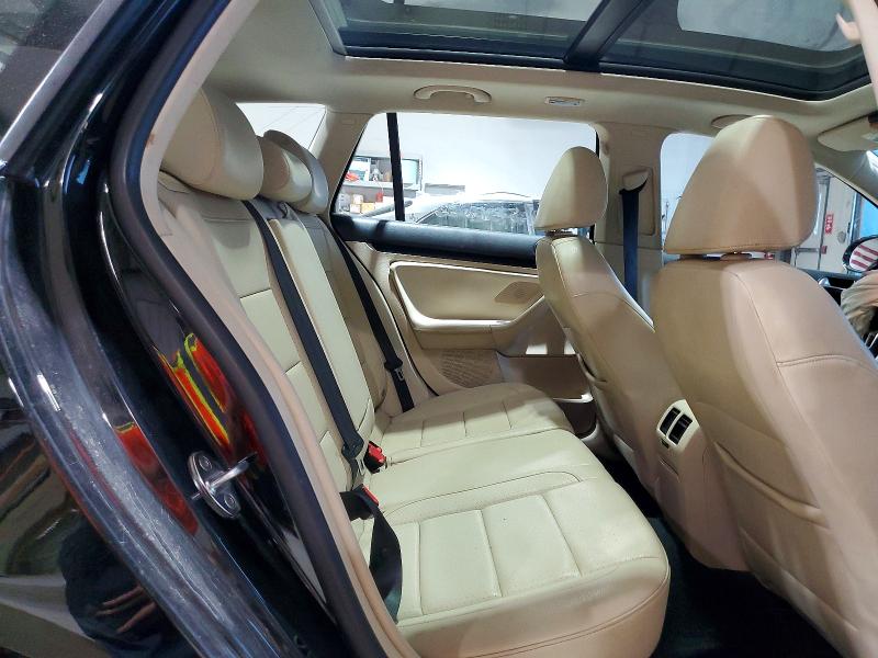 67440986 :رقم المزاد ، 3VWPL7AJ2CM710182 vin ، 2012 Volkswagen Jetta مزاد بيع