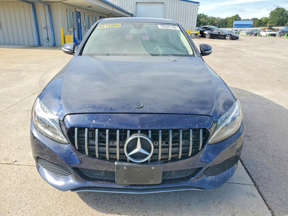 70565146 :رقم المزاد ، 55SWF4JBXFU052857 vin ، 2015 Mercedes-benz C مزاد بيع