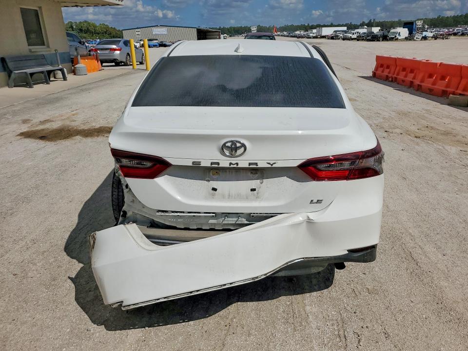 68091316 :رقم المزاد ، 4T1C11AKXRU879069 vin ، 2024 Toyota Camry مزاد بيع