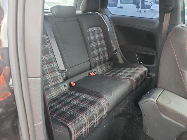 Продажа на аукционе авто 2015 Volkswagen Gti, vin: 3VWYT7AU0FM103894, номер лота: 68576796