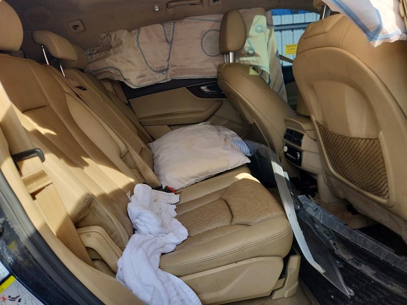 Продаж на аукціоні авто 2017 Audi Q7, vin: WA1VAAF7XHD021904, номер лоту: 69559546