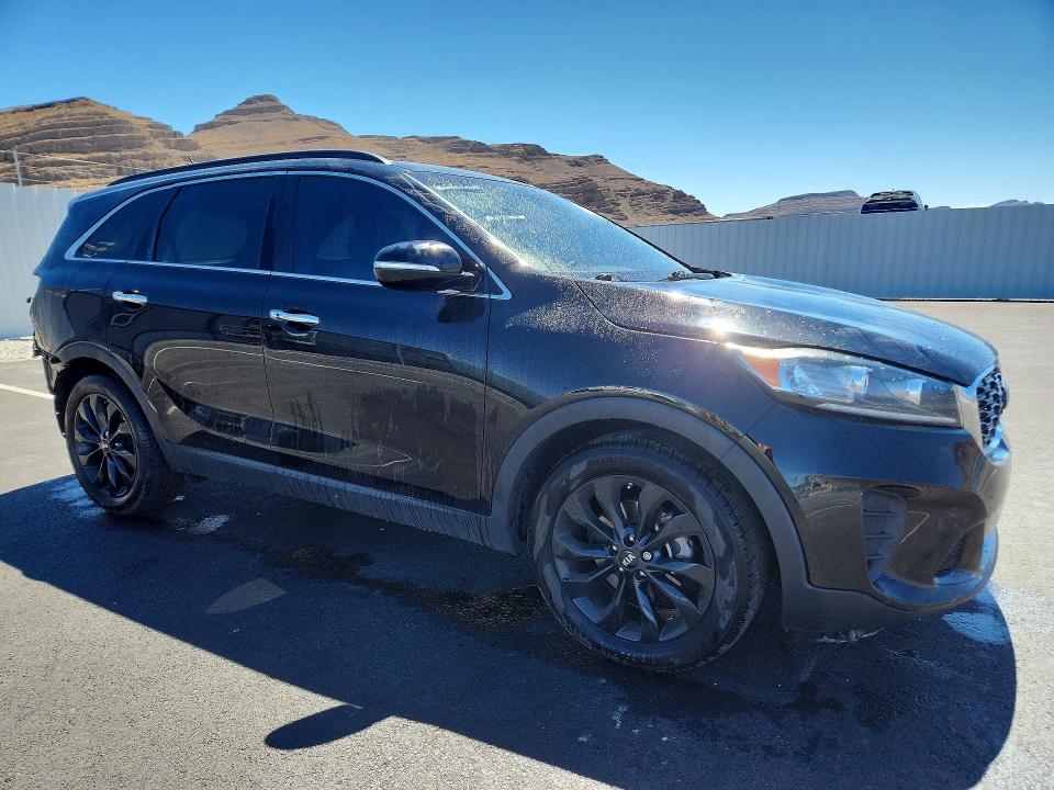 Продажа на аукционе авто 2020 Kia Sorento, vin: 5XYPG4A53LG691213, номер лота: 67691366