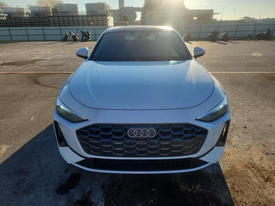 2025 Audi A5 მანქანა იყიდება აუქციონზე, vin: WAU1BCFU1SN103358, აუქციონის ნომერი: 68828316